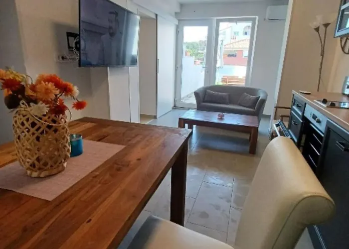 Hoehlenmensch 2 By Interhome