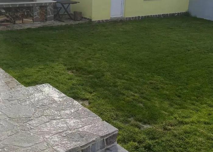 Hoehlenmensch 2 By Interhome Appartement