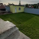 Hoehlenmensch 2 By Interhome Apartman *