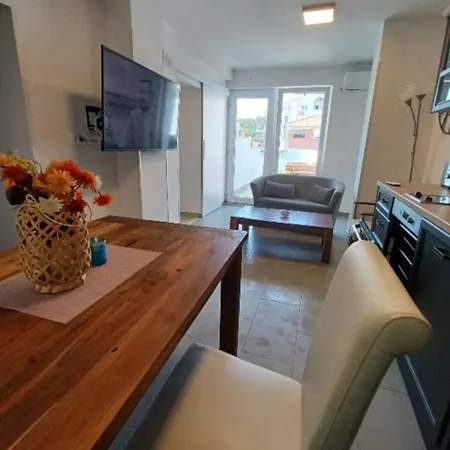 Hoehlenmensch 2 By Interhome