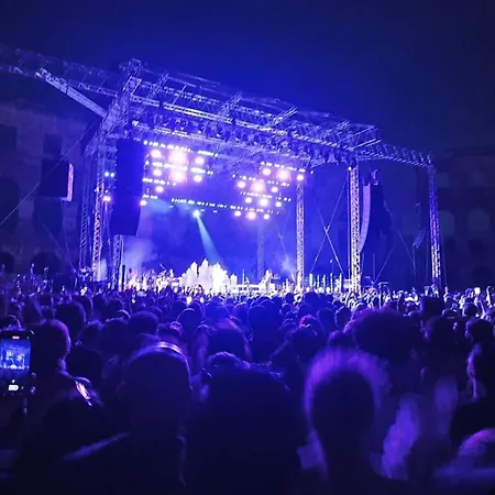 Hoehlenmensch 2 By Interhome * Póla