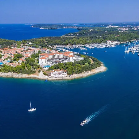 Apartment Hoehlenmensch 2 By Interhome *