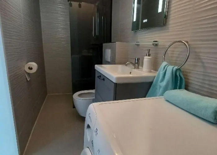 Hoehlenmensch 2 By Interhome Apartman *