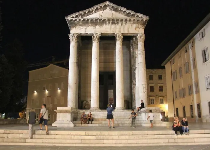 Apartment Hoehlenmensch 2 By Interhome